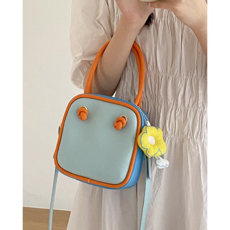 

Newest Flower Women S Bag Simple Contrast Color Small Square Bag High-Quality Texture One-Shoulder Messenger Bag