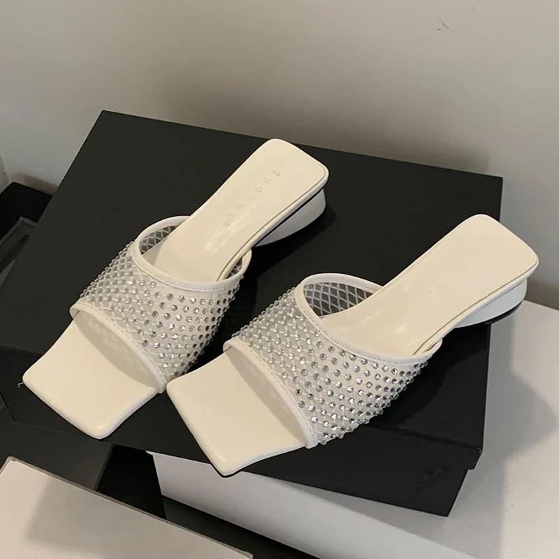 

Fashion Mesh Round Head Breathable Women Square Heel Sandals New Summer Luxury Rhinestone Open Toe Comfortable Women Slippers 35 белый