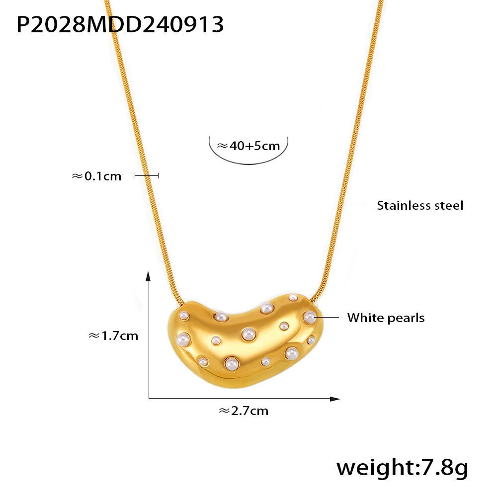 Stainless Steel Colorful Diamond Heart Necklace: European & American Style for Women