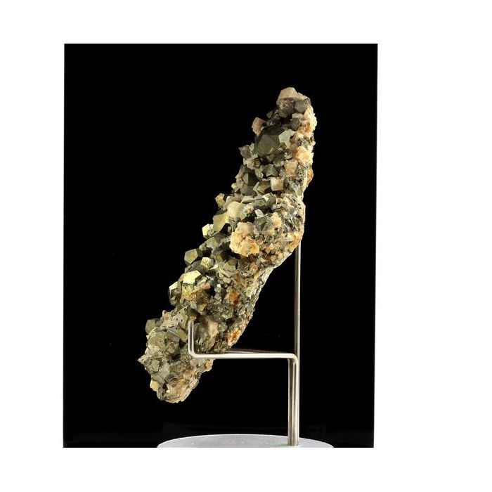 Pierres et Minéraux. Pyrite + Dolomite. 608.90 ct. Mésage Mine, Saint-Pierre-de-Mésage, France.