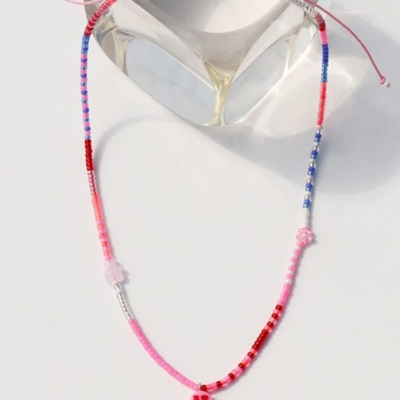 BONBEAU Kitsch motives charm beads knot Necklace Kitsch smile teddy bear charm beads thread necklace knot necklace