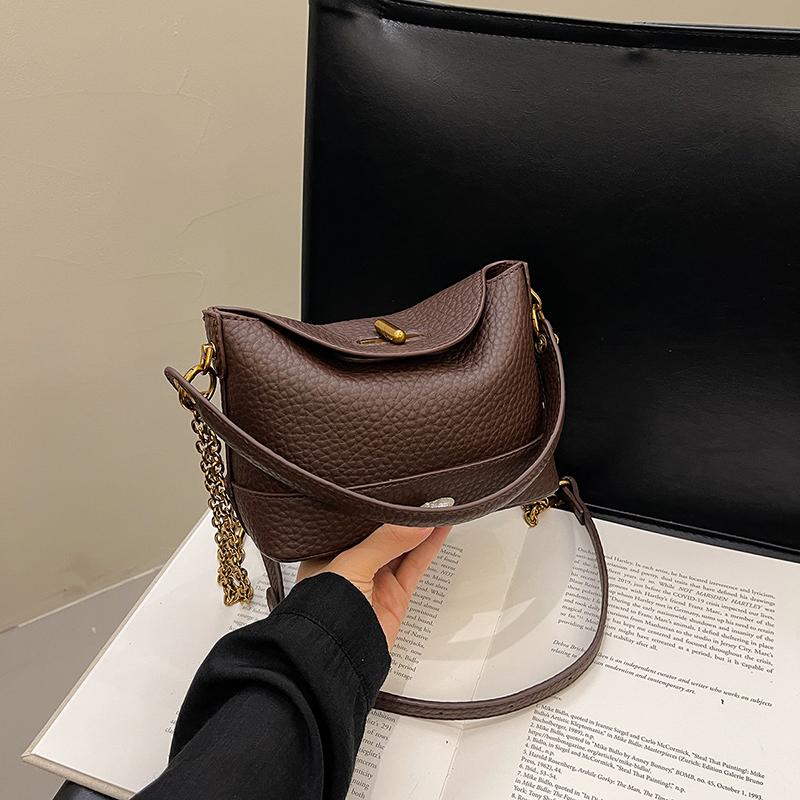 Autumn Simple Crossbody Bags for Women  Fashion Chains Bucket Bag High-end Soft Leather Lady Commuter Handbags