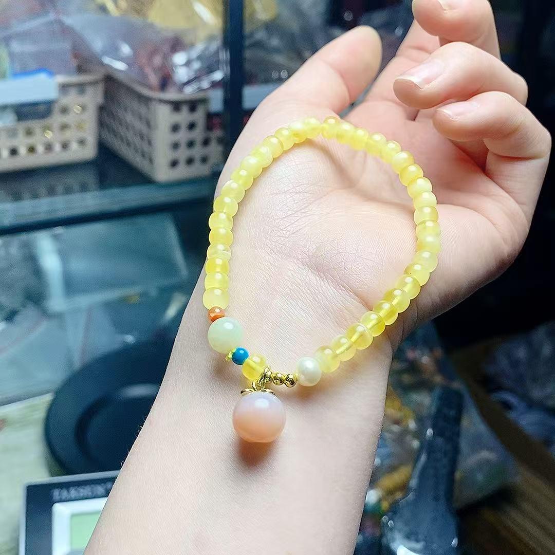 

Natural Beeswax Peach Bead Bracelet with Personalized Birth Year Charm for Women