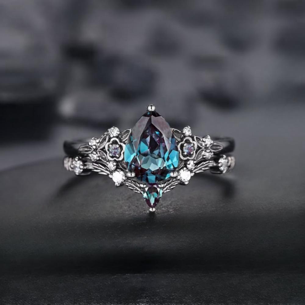 Luxury Gun Black Cubic Zircon Ring Creative Vine Ring Classic Wedding New Dazzling Ladies Accessories Jewelry