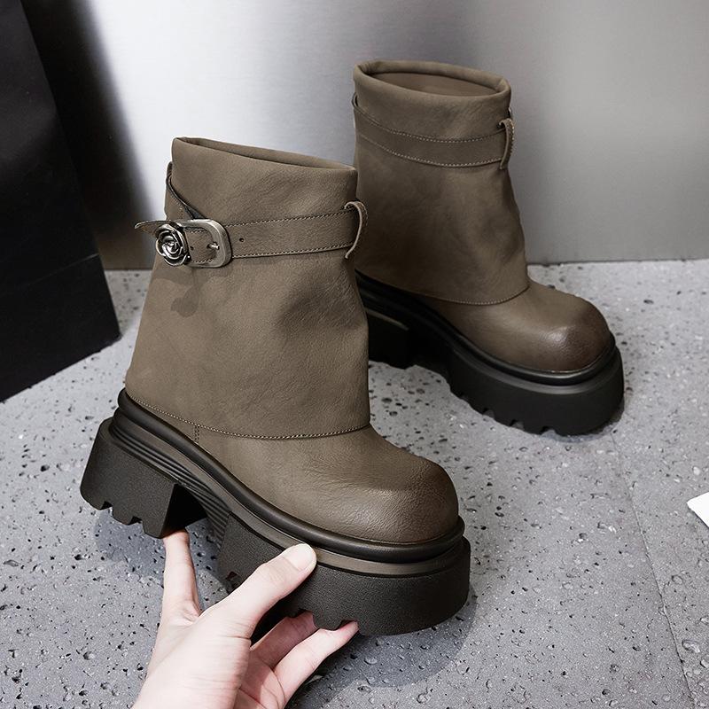 Thick-soled Martin boots women's 2025 new autumn and winter trouser tube boots medium tube inner height increase sleeve short boots stacking boots wo