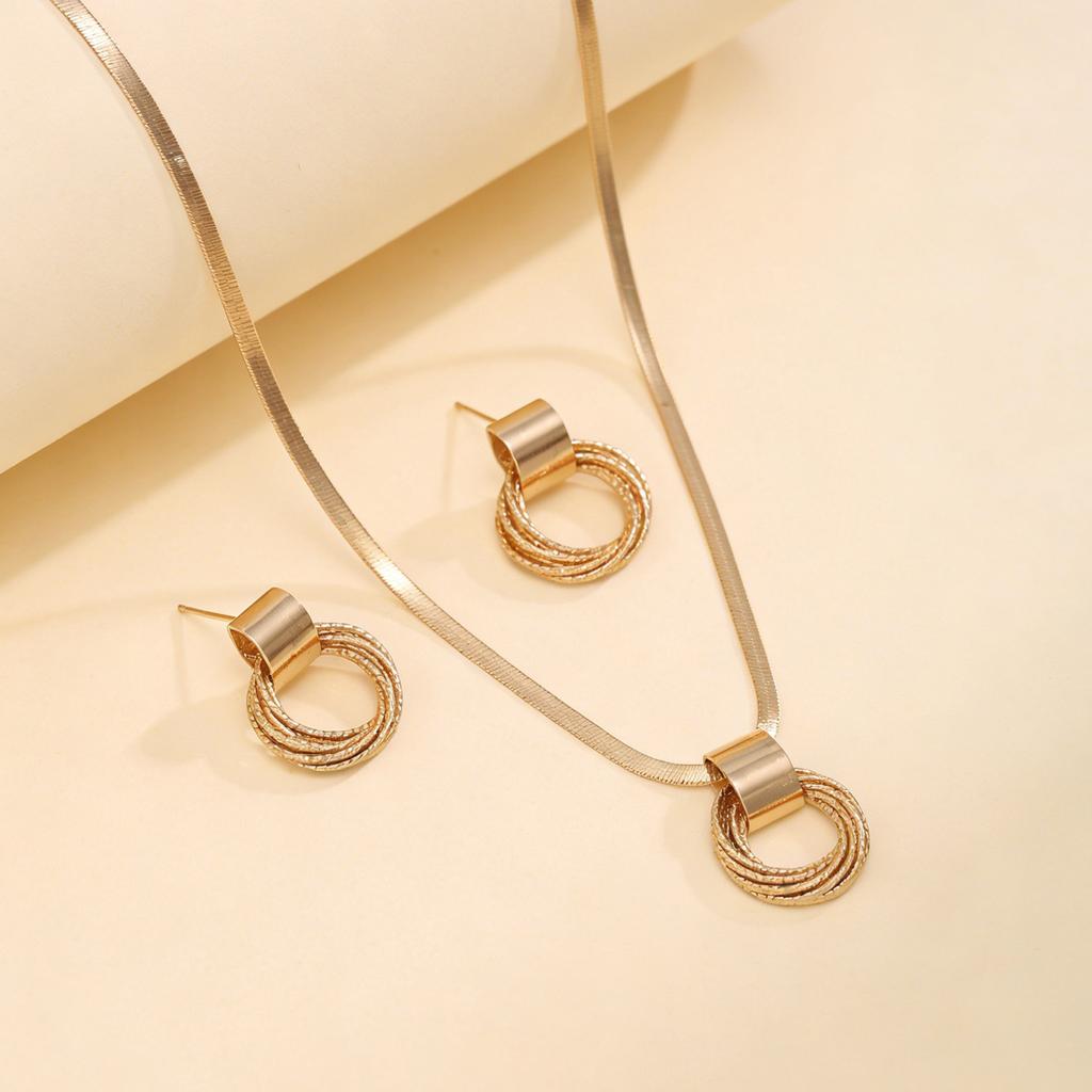Hot-selling creative ring love shape pendant necklace women's and earrings elegant versatile jewelry set