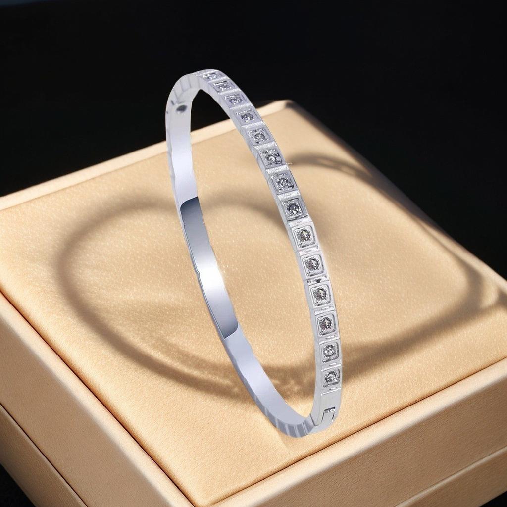 Bracelet Girls Niche Titanium Steel Jewelry Premium Sense Ins Wind Nail Opening Jewelry