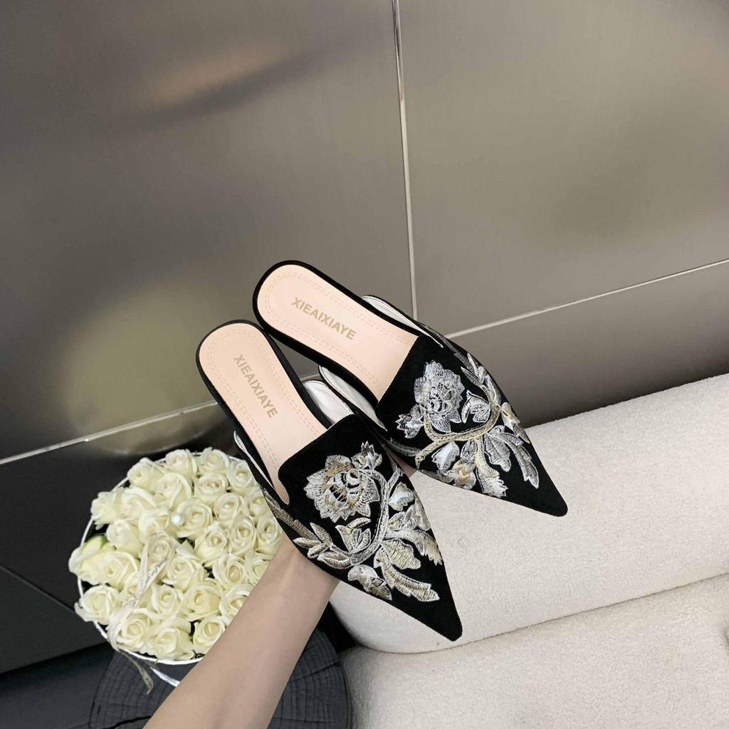 Pantoletten Stickerei Spitz Retro Schwarz Damen Pantoletten Hausschuhe und Damen Sandalen Niedriger Preis Designer Luxus Bequemschuhe