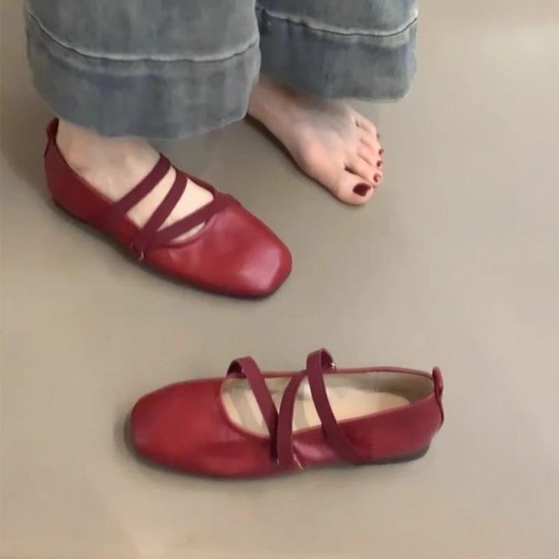 Fashion New Style Spring Ballet Flat Shoes Women Comfy Leather Shoes Women Luxury Square Toe Flats Mary Janes Ladies Shoes Double Buckle