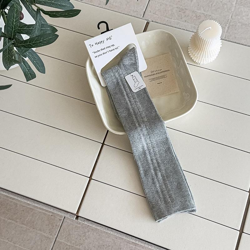 Ladies Spring and Autumn New Style Dark Stripe Vertical Long Leg Socks