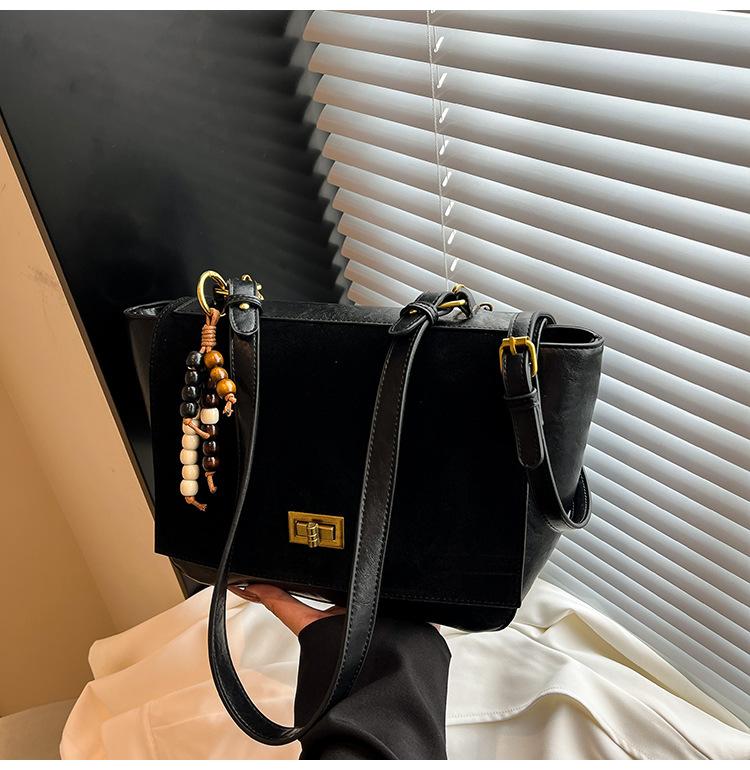 

2025 новая мода легкая роскошь нишевый дизайн сумка-тоут ретро сумка через плечо большая вместимость сумка-мессенджер чёрный