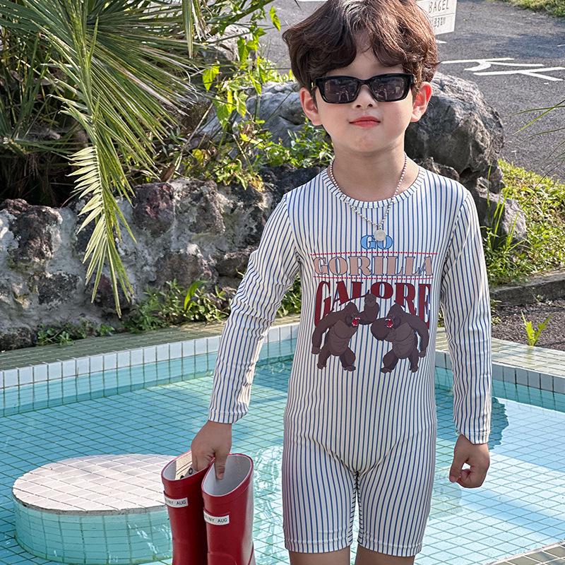 

Солнцезащитный купальник с длинным рукавом для мальчиков в корейском стиле 2025: Слитный пляжный костюм для детей 130 (Height ~120cm)