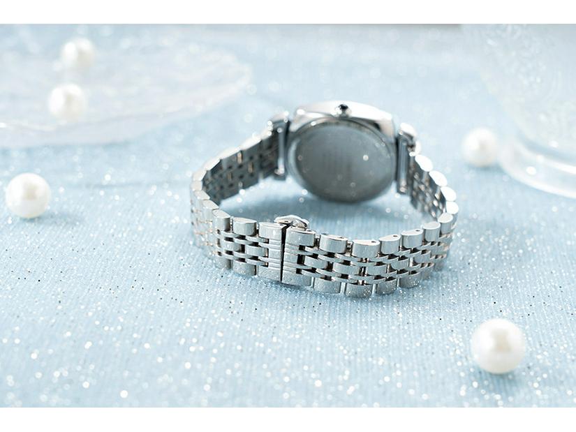 Gypsophila Steel Band Luxury Women's Quartz Watch with Diamond-Set Round Dial