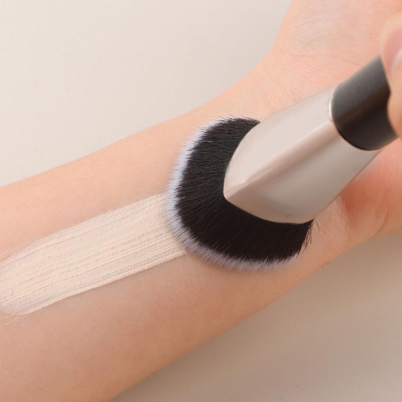 Professional Highly Density Bristles Makeup Brush Set for Stylish Liquid Cream and Under Eye Concealer Application