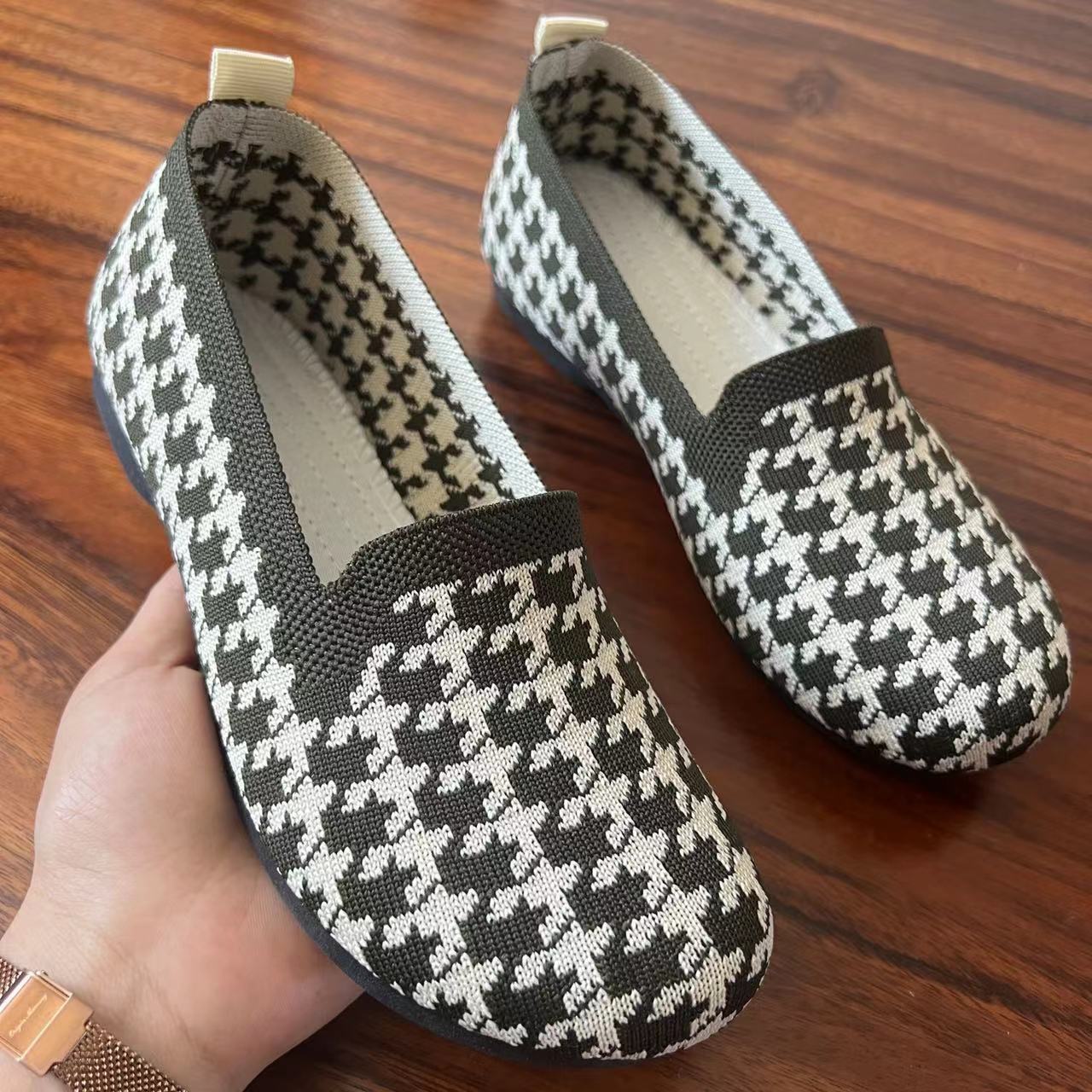 

Мамины туфли на одной педали дышащие повседневные женские туфли нескользящие износостойкие модные дышащие нескользящие тканевые туфли мягкая подошва 39