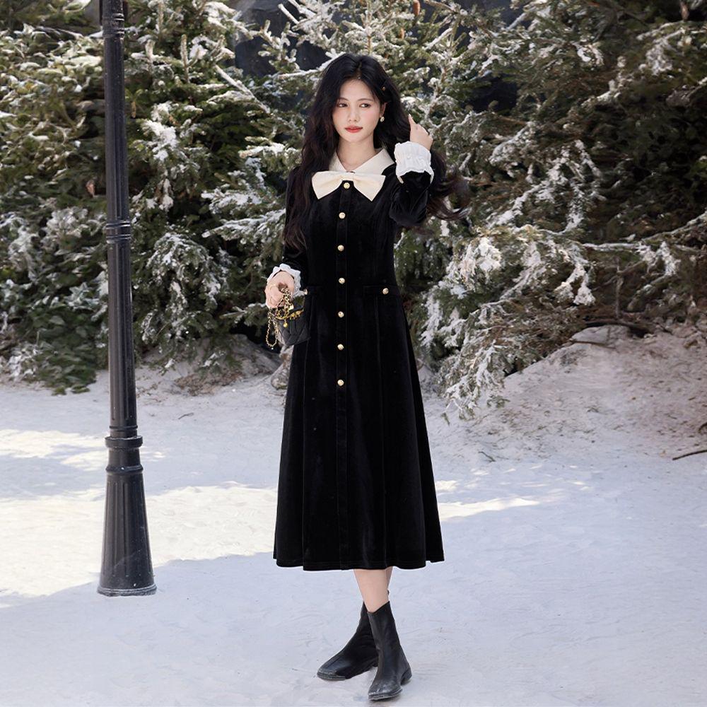 

Elegant French Velvet Dress - 2025 Autumn, Korean Hepburn Style, Black Long Dress S [Recommended for 43-48 kg]