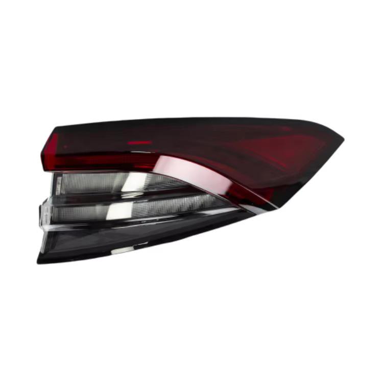 670155096/670155100 Levante 2021-2022 Taillight Compatible
