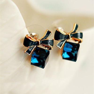Pair of Earrings Women Fashion Bow Cubic Crystal Earrings
