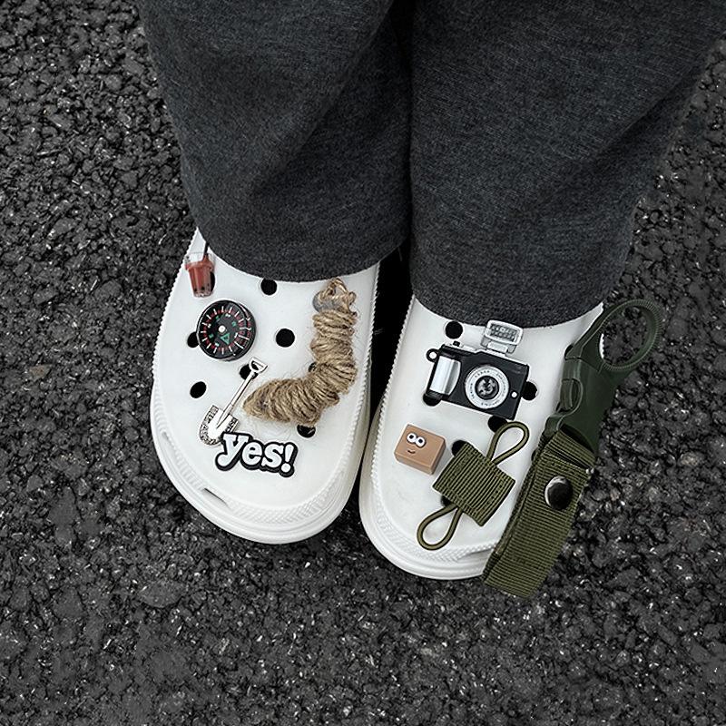 Croc Accessories: DIY Barbie Pink Y2K Emo Shoe Charms with Dark Butterfly Heart Design