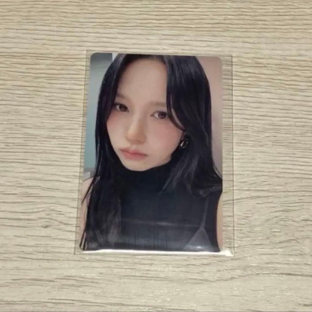 [USED] TWICE Photocard Mina This is for Yizhiyu Bonus Item