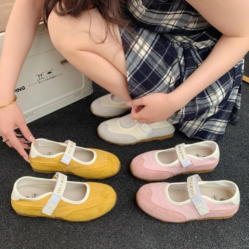 Weichsohlige Klettverschluss-Ballerinas im Mary-Jane-Stil mit flachem Ausschnitt, Damen-Sommer, neu, Retro, Ein-Pedal-Damen-Schuhe, Trend
