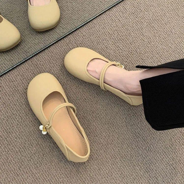 

Genuine leather two piece French style single shoes for women s summer soft soles paired with skirts and small leather shoes 35 хакі