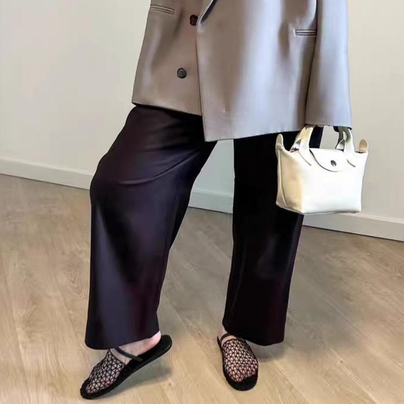 Fashion Women's baotou sandals summer new round head braided knot hollow breathable soft bottom flat slippers