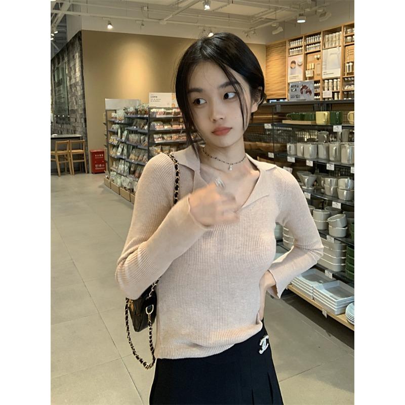 New Women's Autumn and Winter Niche Knitted Sweater Design Bottoming Shirt Women's Early Autumn Slim-fit Inner Long-sleeved Top