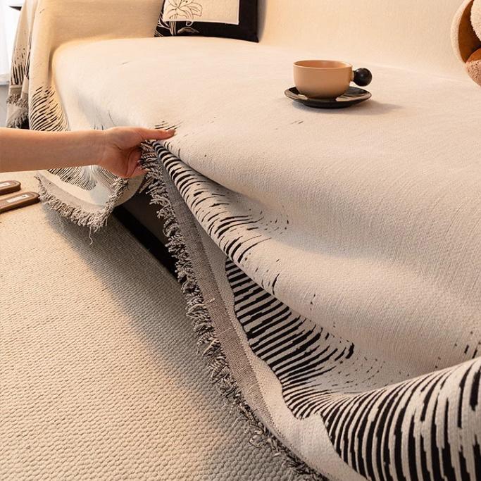 Vintage Chenille Sofa Throw Cover, Reversible Elegant Beige & White Pattern, Tassels Detail, Fits Armchairs To 4-Seater Sofas Couch Covers Reversible