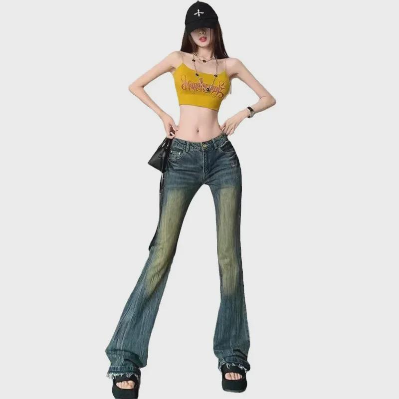 Women’s 2024 Retro Embroidered Bell-Bottom Jeans with Raw Edge Horseshoe Design for Spring and Autumn.