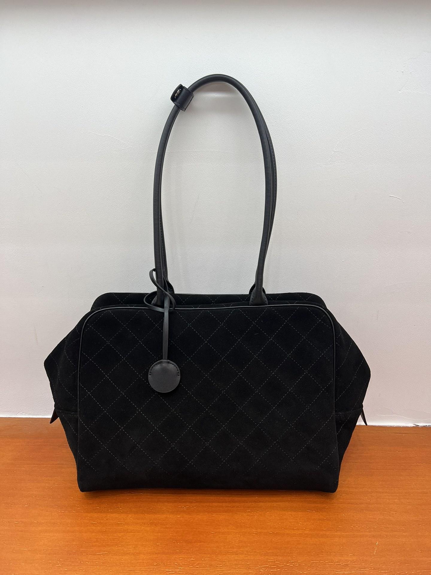 

Женская сумка из высококачественной текстурной коровьей кожи в ретро-стиле с ремешком, модная, универсальная, повседневная сумка для документов в форме булочки с говядиной 36x12x24cm чёрный