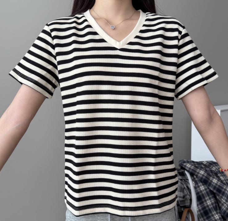 Women's High-End Hong Kong Style Black & White Striped Loose Summer T-Shirt