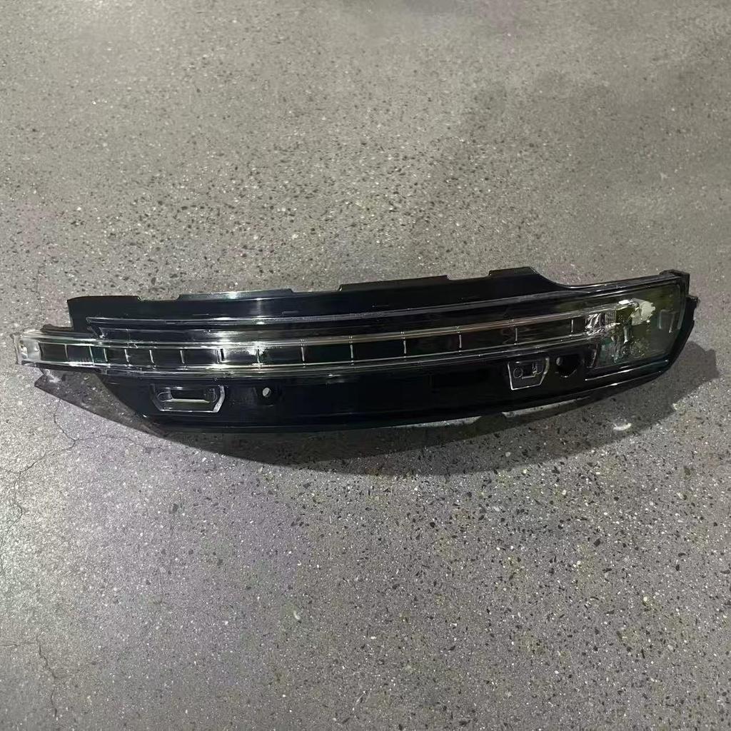 Porsche Macan 14-17 Rearview Mirror Side Light 95B949101/102