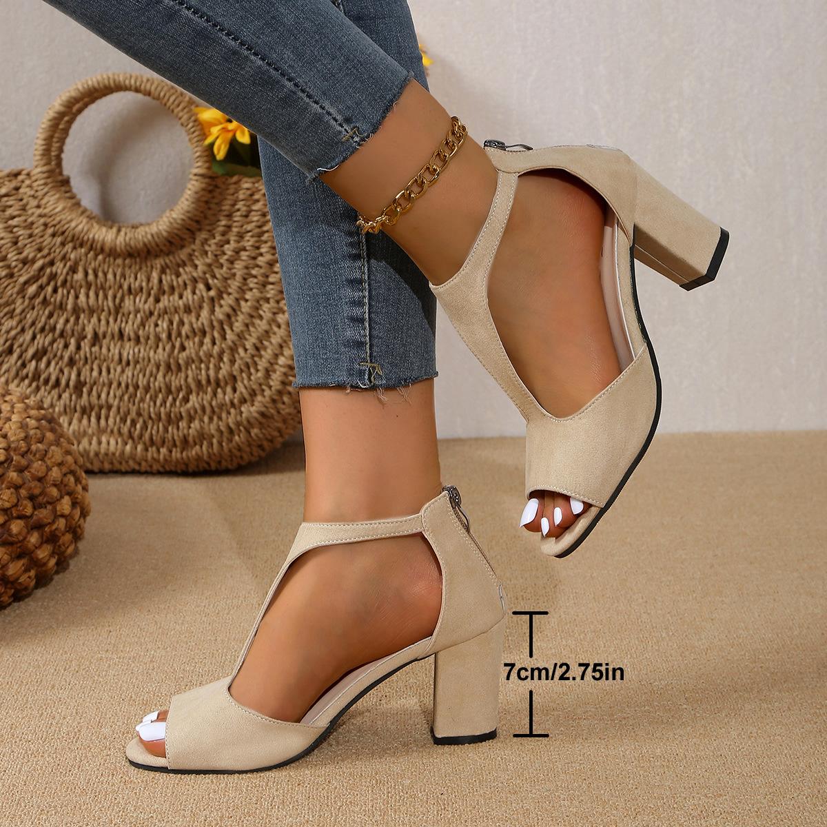 

Small high-heeled sandals women s summer large size fish mouth thick heel foreign trade sandals European and American zipper bags and Roman sandals 45 абрикосовий