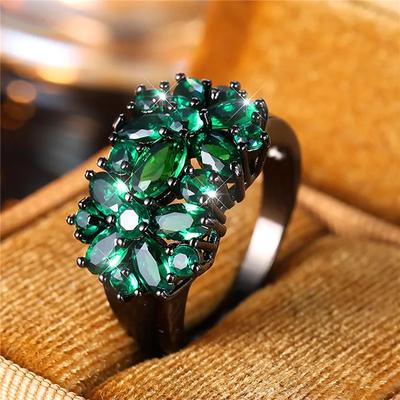 Vintage Grün Zirkon Blume Verlobungsringe für Frauen Luxus Schwarz Gold Farbe Hochzeit Ring Modeschmuck Geschenk