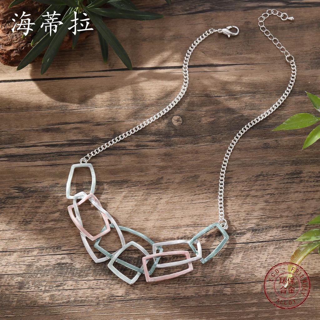 Luxury Hot-selling Enamel Color Geometric Hollow Necklace, Personalized Simple Hollow Square Women's Versatile Neck Chain