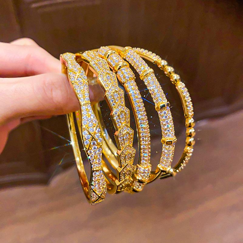 Gold-Plated Zircon Round Buckle Bangle - Elegant Korean Retro Style Bracelet for Women