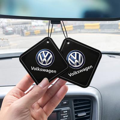 T24VW Osvěžovač vzduchu s logem auta Parfém do interiéru auta Přívěsek na zpětné zrcátko Pro Polo Passat B5 B6 B7 T4 T5 Golf Tiguan