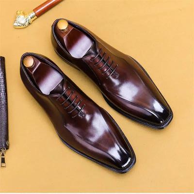 2024 Sapatos Oxford Formais de Luxo em Couro Genuíno para Homens Casamento Escritório Vestido de Negócios Britânico Feitos à Mão Sapatos de Couro de Vaca