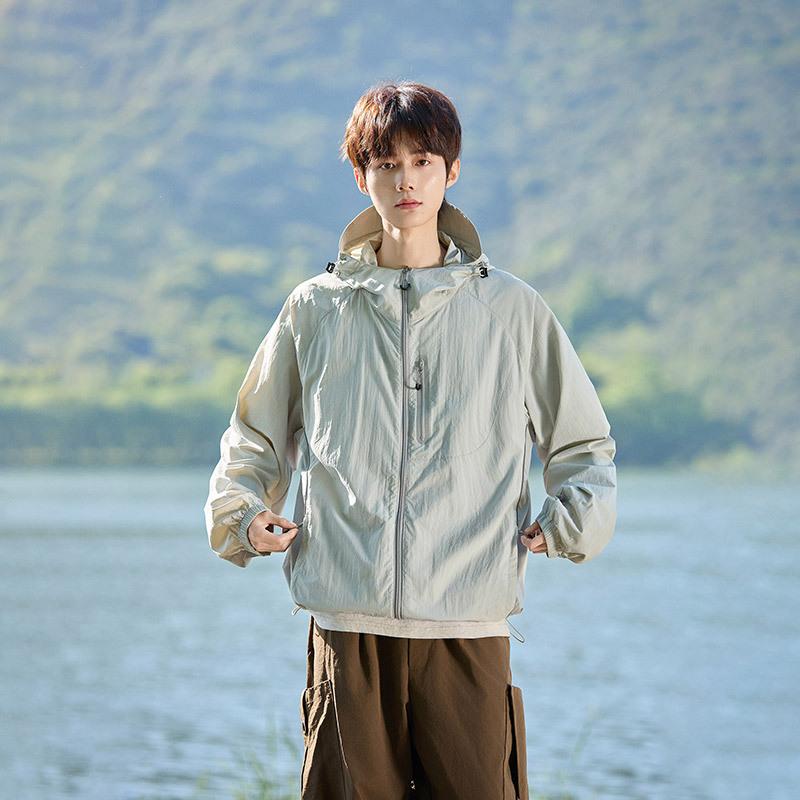 1011 New Outdoor UPF10 Ice Silk Sunscreen Clothing Men's Summer Cool Jacket Loose and Comfortable Mountaineering Sunscreen Clothing