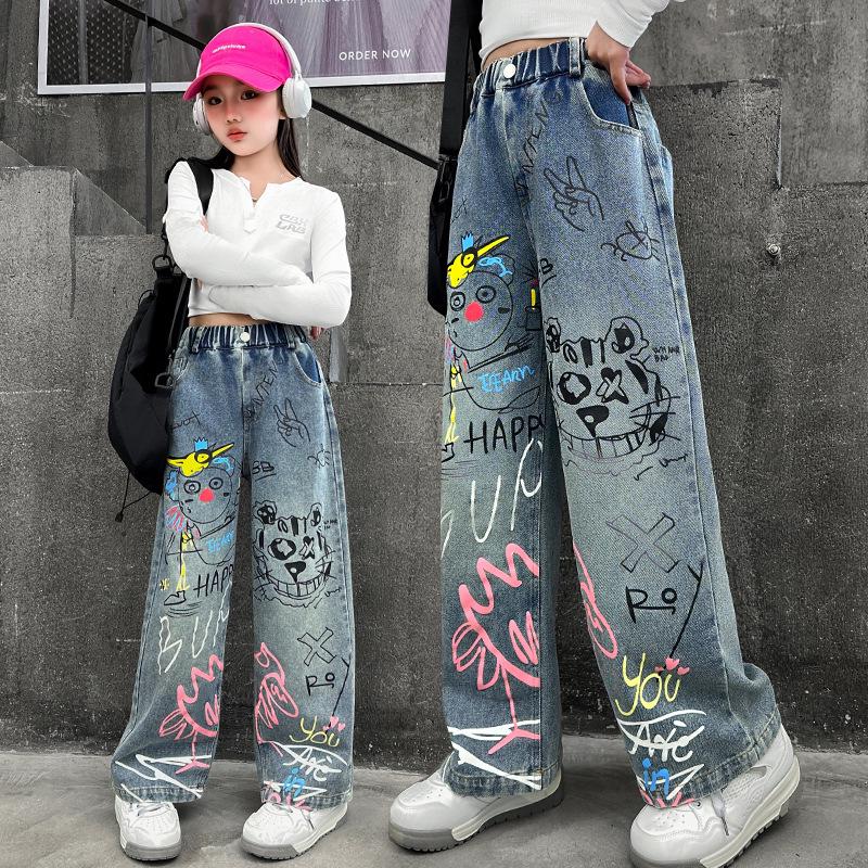 Girls' Stylish Graffiti Wide-Leg Denim Jeans - Spring & Autumn Street-Style Loose Fit for Big & Middle Kids