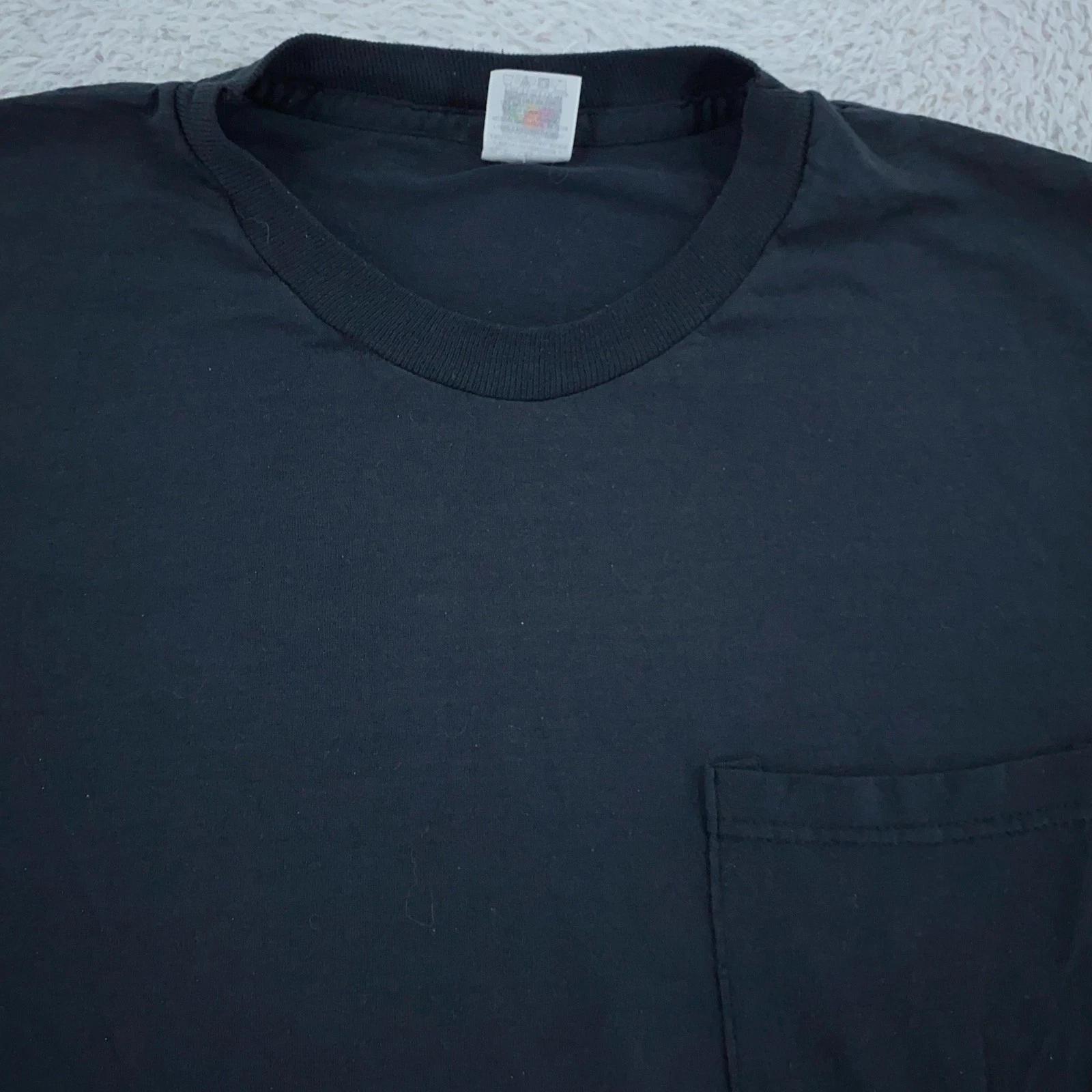 Vintage 90s Blank Black Fruit of the Loom Pocket Shirt Mens Small/Medium Tee S