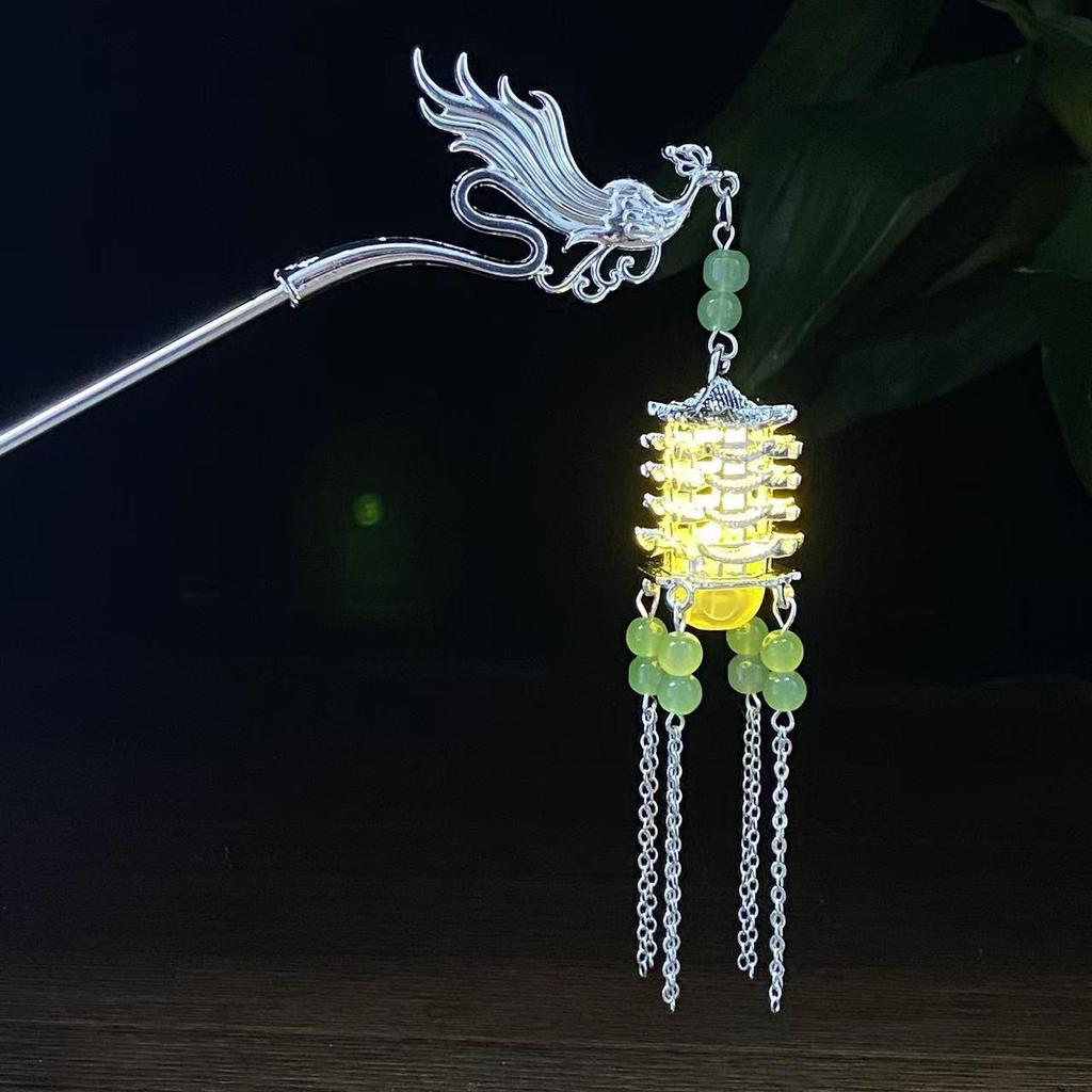 Ancient Style Luminous Hairpin: High-End Alloy Lantern Design for Hanfu Skirts