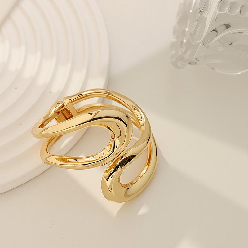 European & American Punk Style Open Bracelet - Versatile, Melancholic, High-End Luxury Design