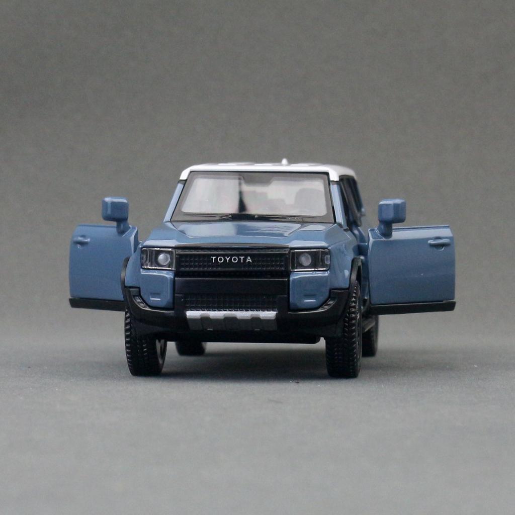 1/36 TOYOTA PRADO Land Cruiser LC250 SUV Alloy Car Model Diecast Metal Off-road Vehicles Car Model Simulation Childrens Toy Gift
