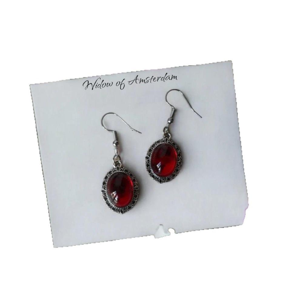 Temperament Gothic Geometric Oval Lacework Deep Red Glass Crystal Dangle Earrings for Women Halloween Charm Retro Jewelry Gifts