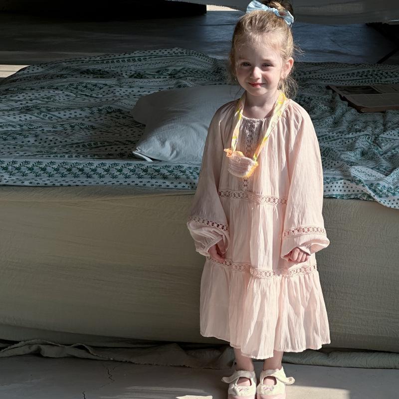 Dziewczęca koronkowa sukienka księżniczki na wiosnę 2025: Słodka długa spódnica dla małych dziewczynek