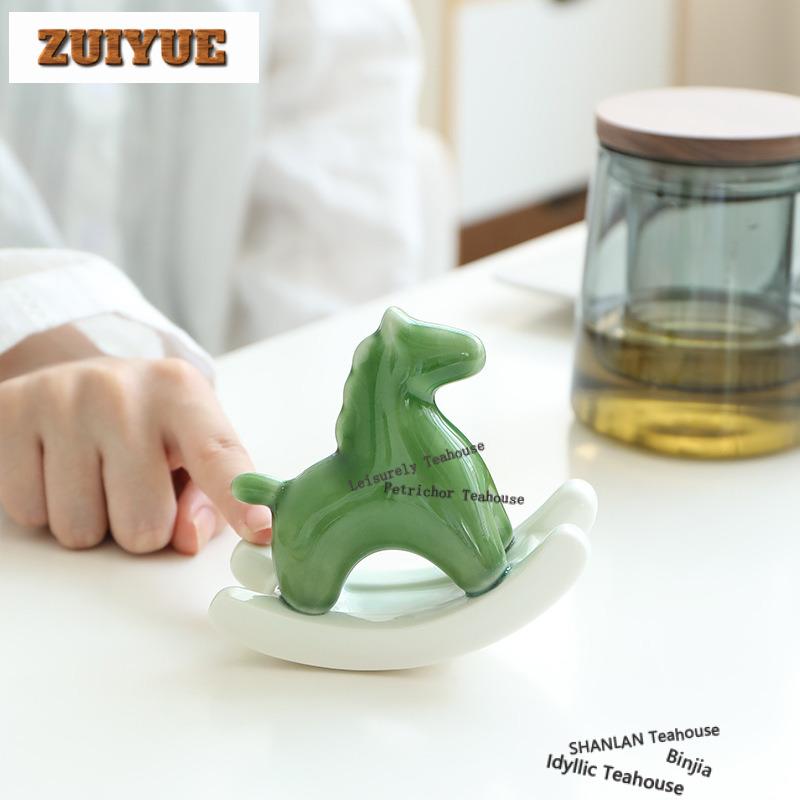 Modern Minimalist Ceramic Rocking Horse Tea Pet Vintage Lucky Model Tea Figurine Play Toys Tea Statue Ornaments Supplies Craft