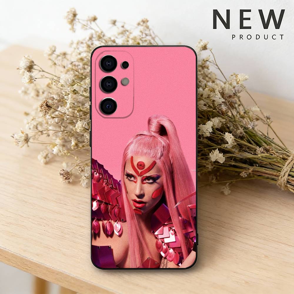 L-Lady Singer G-Gaga Phone Case For Samsung S26,25,24,23,22,30,21,10,9,Ultra,Plus,Lite Black Soft Case