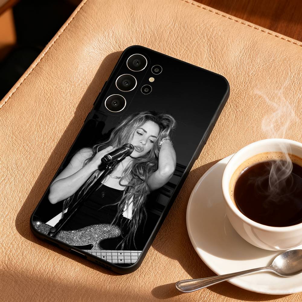 Singer S-Shakira Phone Case For Samsung S26,S25,24,23,22,30,21,10,9,Ultra,Plus,Lite,Black Soft Case